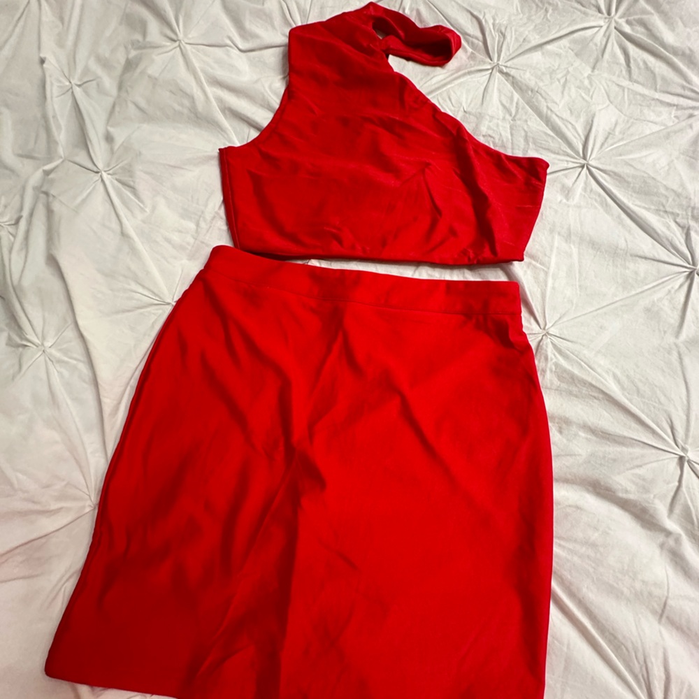 Super Down Red Set - image 1